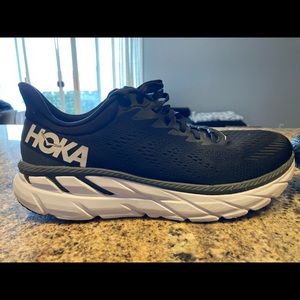 Hoka Clifton 7 (size 11.5)